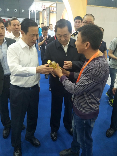 必发集团,油茶种植出产加工销售,植物油种植出产加工销售